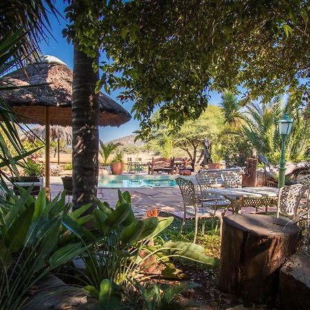 Gabus Safari Lodge Otavi ภายนอก รูปภาพ