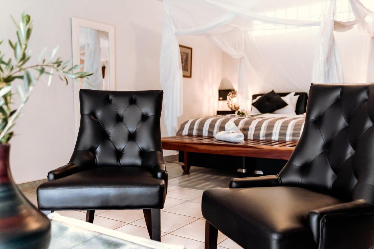 Gabus Safari Lodge Otavi ภายนอก รูปภาพ