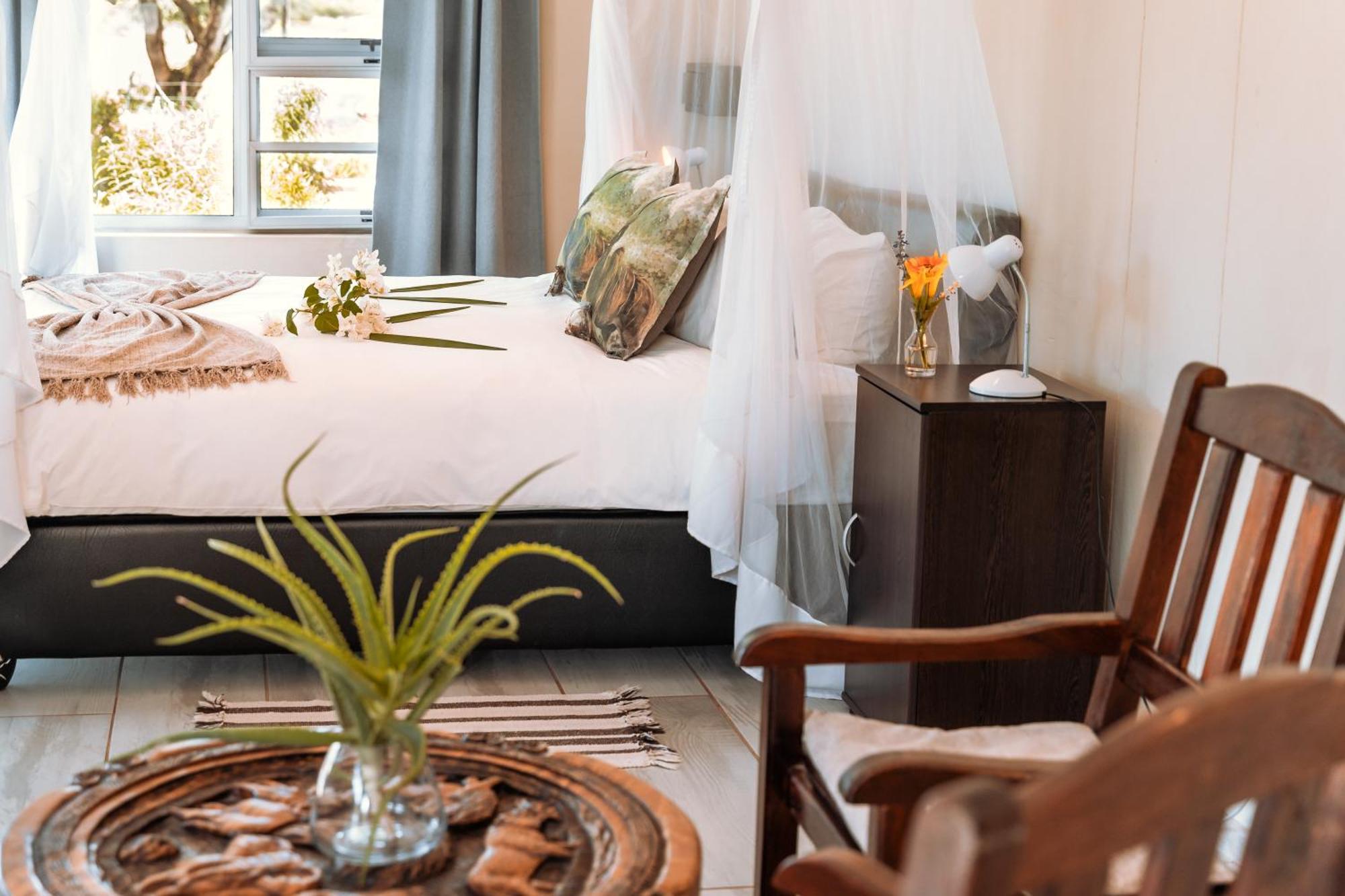 Gabus Safari Lodge Otavi ภายนอก รูปภาพ